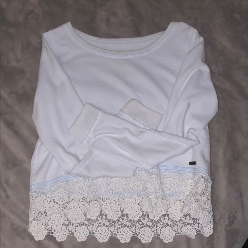 Abercrombie & Fitch Lace Seam Cropped Sweater